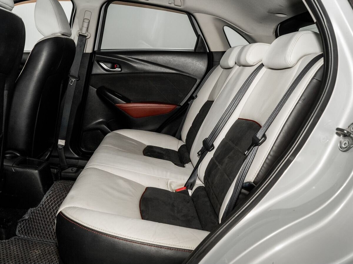 Mazda CX-3 2015 - фото автомобиля