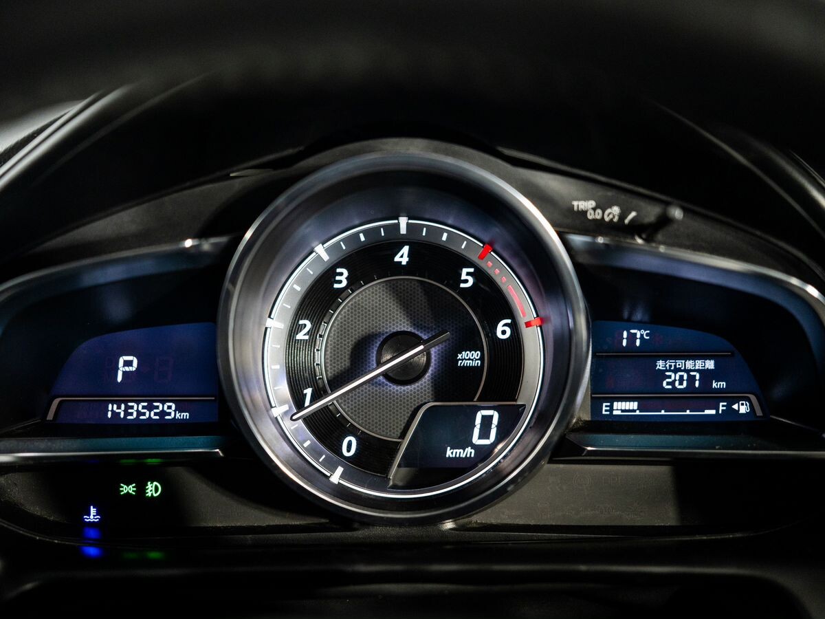 Mazda CX-3 2015 - фото автомобиля