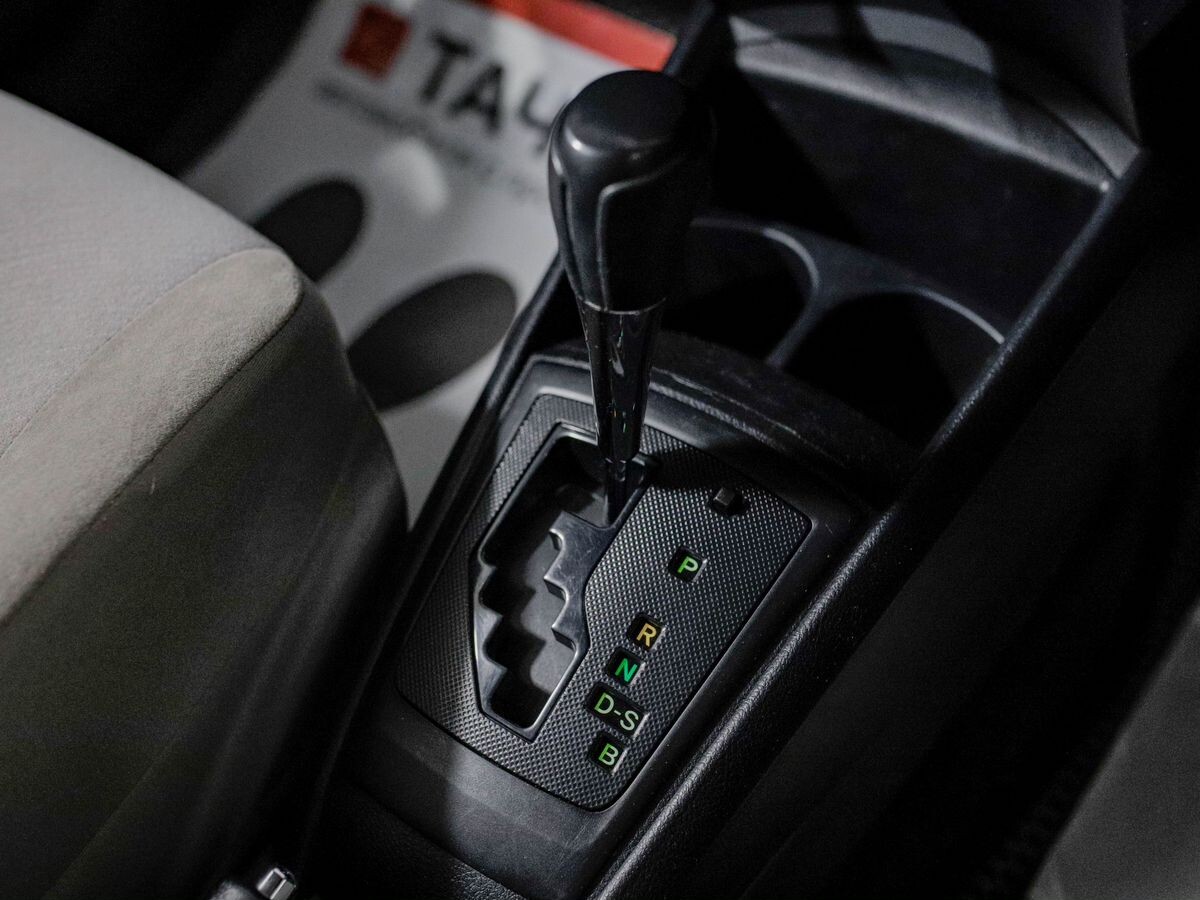 Toyota Corolla Axio 2013 - фото автомобиля