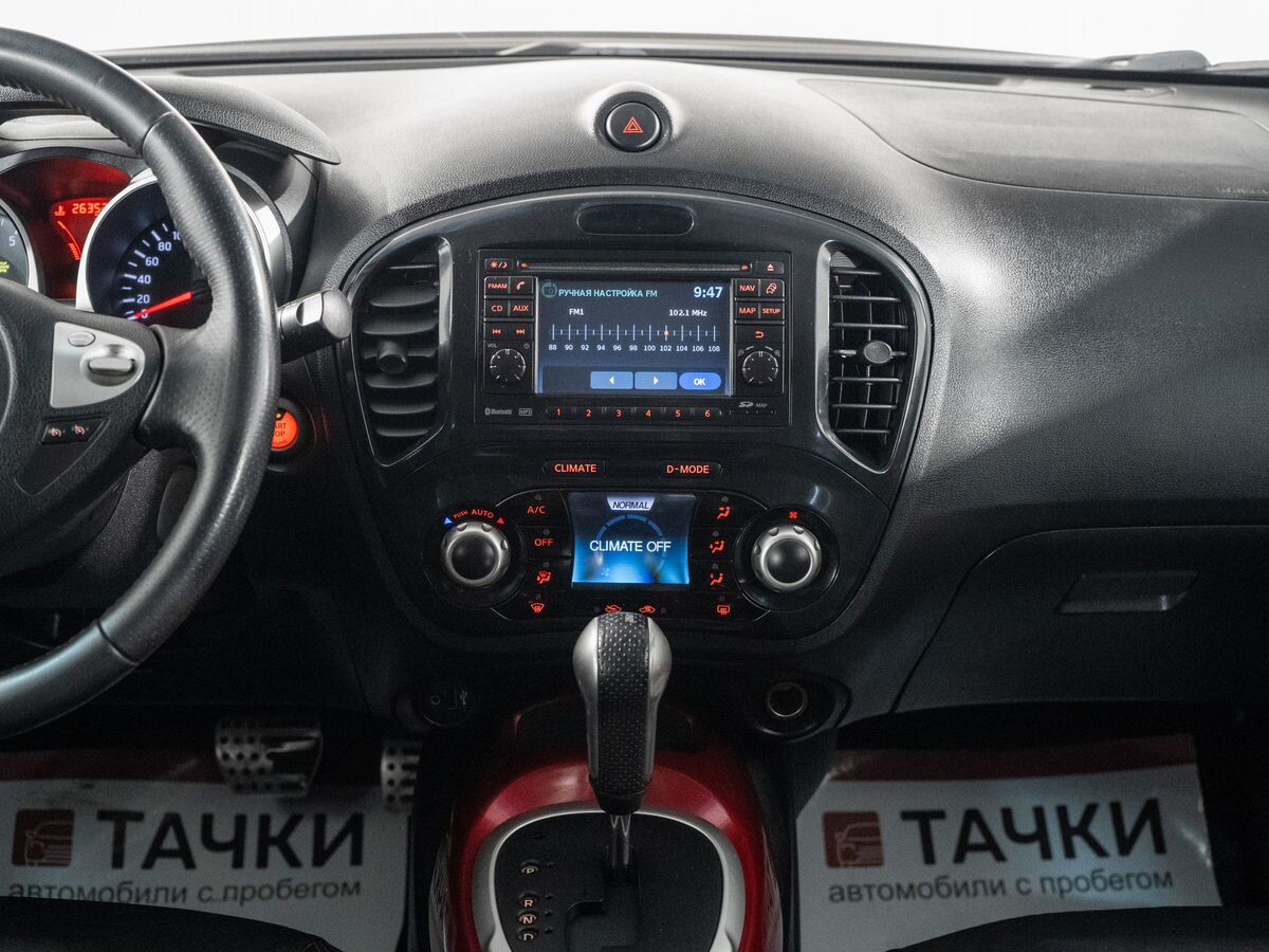 Nissan Juke 2011 - фото автомобиля