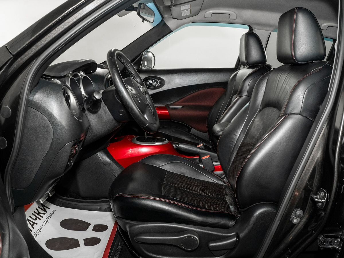 Nissan Juke 2011 - фото автомобиля
