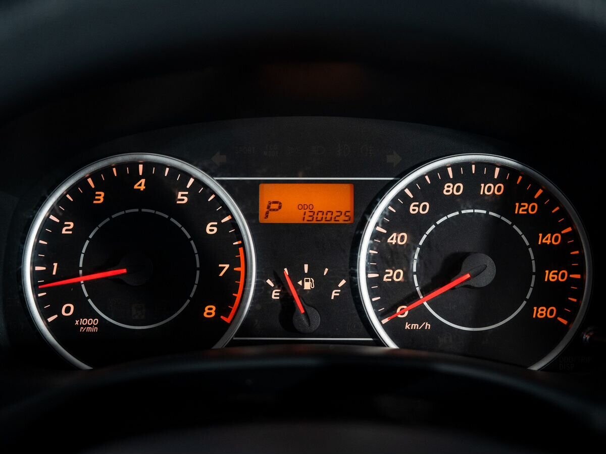 Toyota Wish 2009 - фото автомобиля