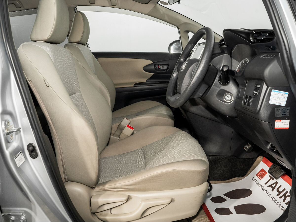 Toyota Wish 2009 - фото автомобиля