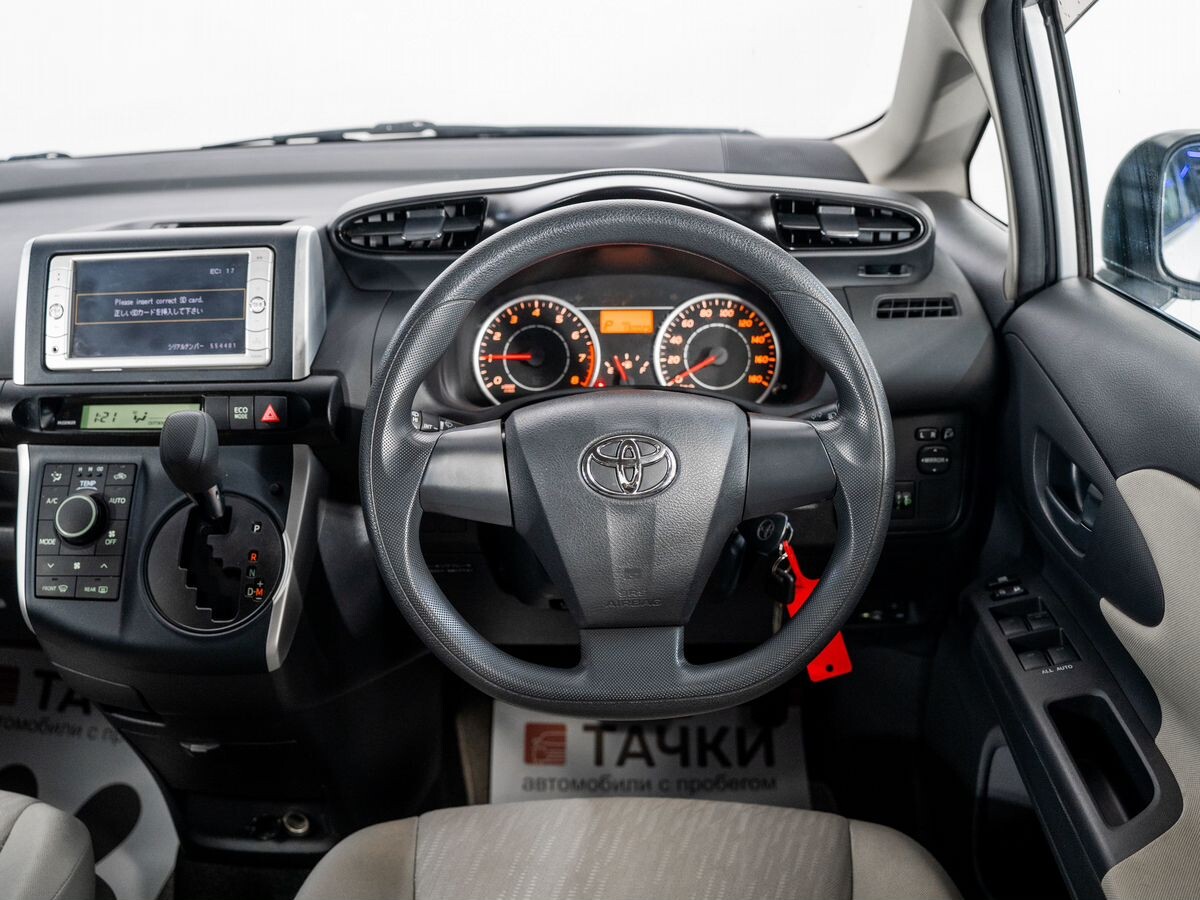 Toyota Wish 2009 - фото автомобиля