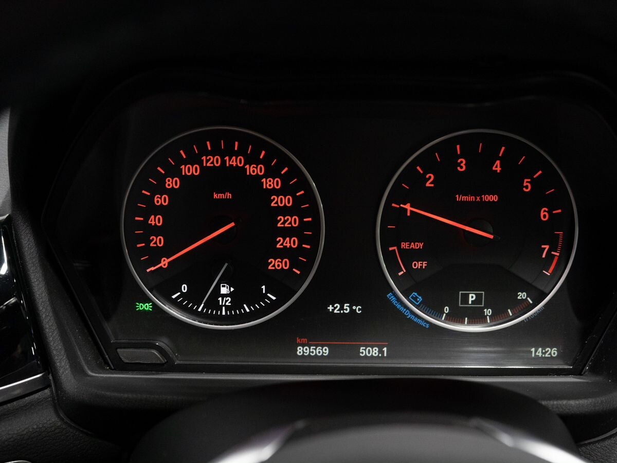 BMW X1 2016 - фото автомобиля