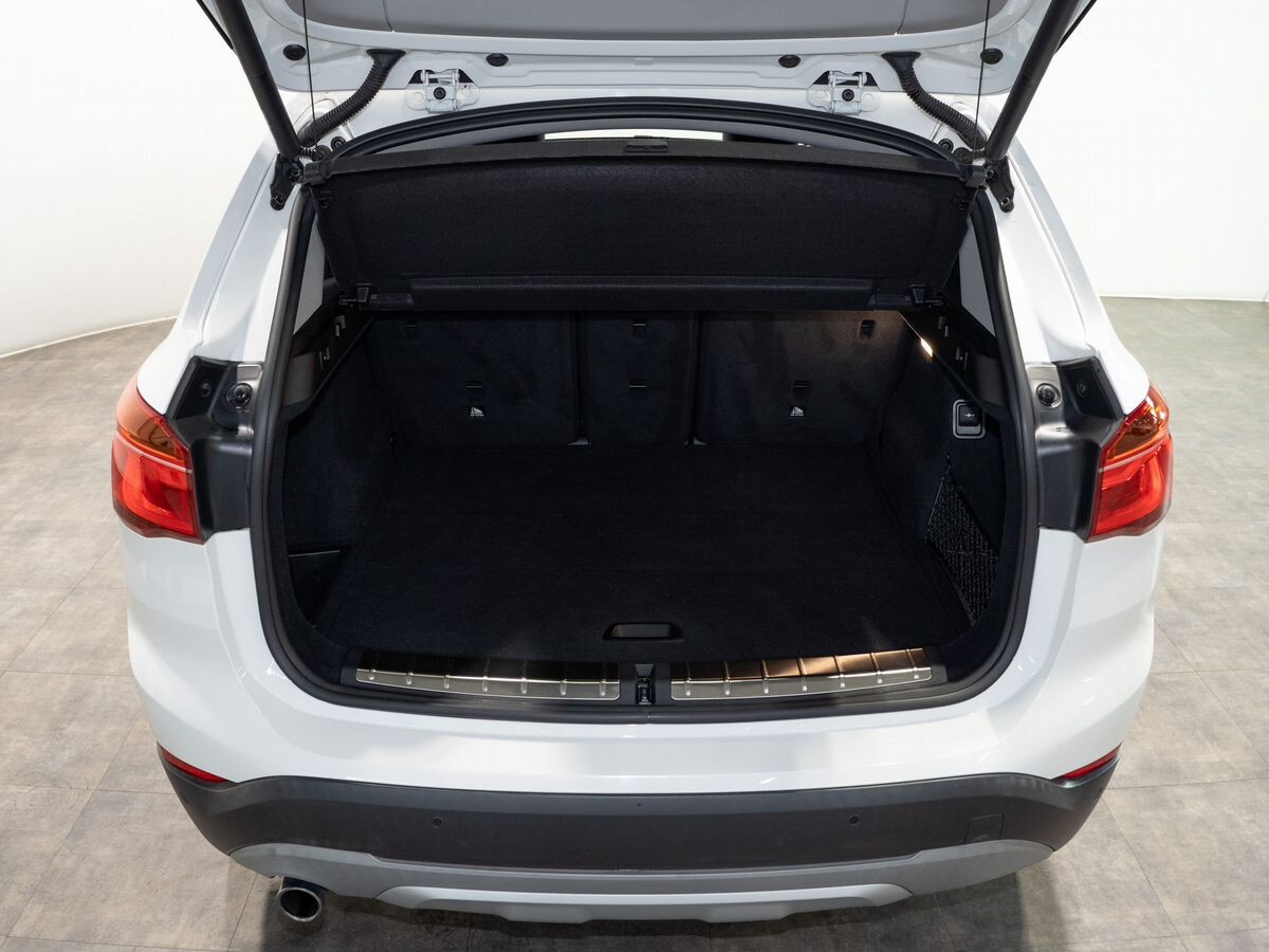 BMW X1 2016 - фото автомобиля