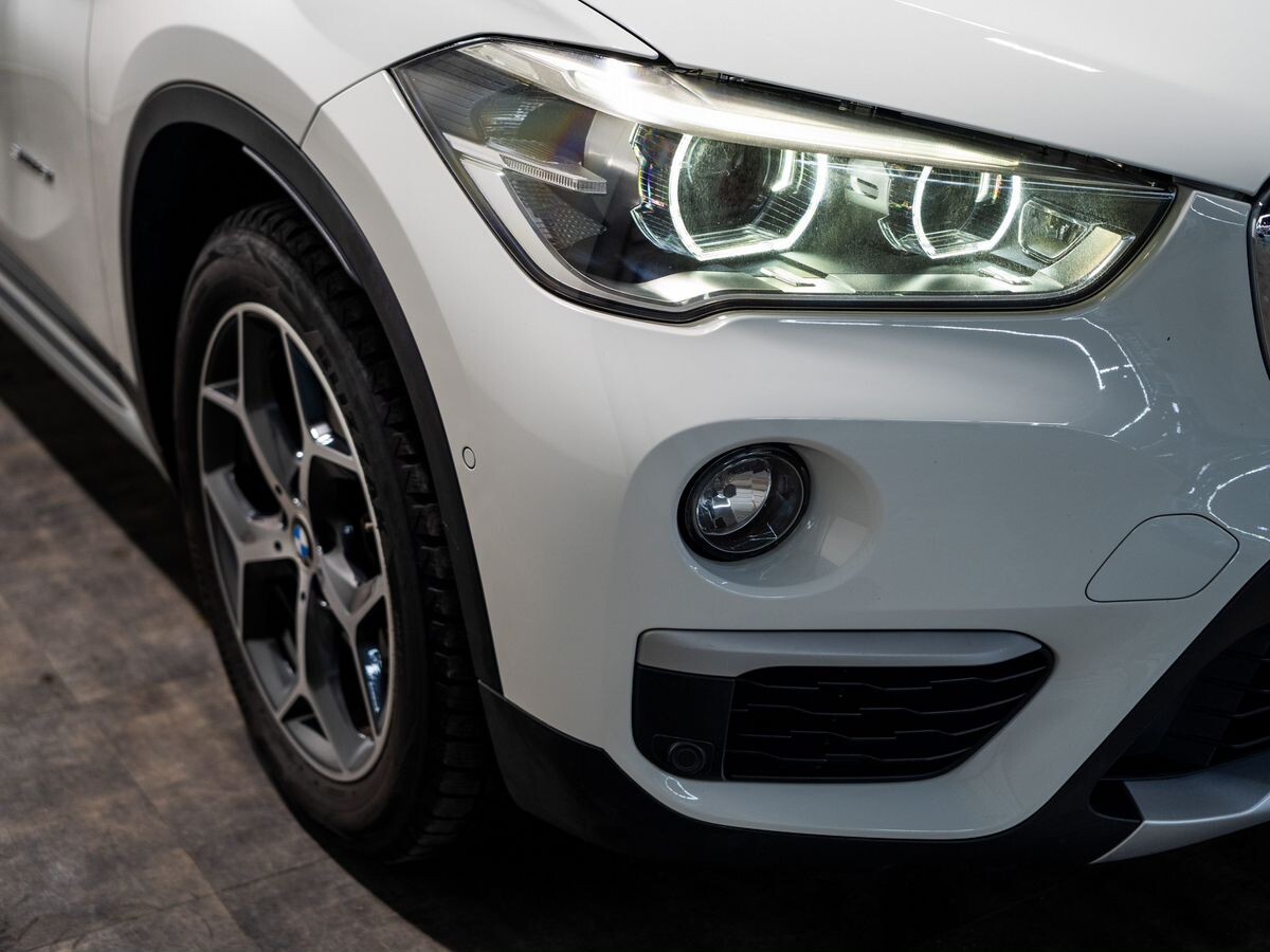 BMW X1 2016 - фото автомобиля