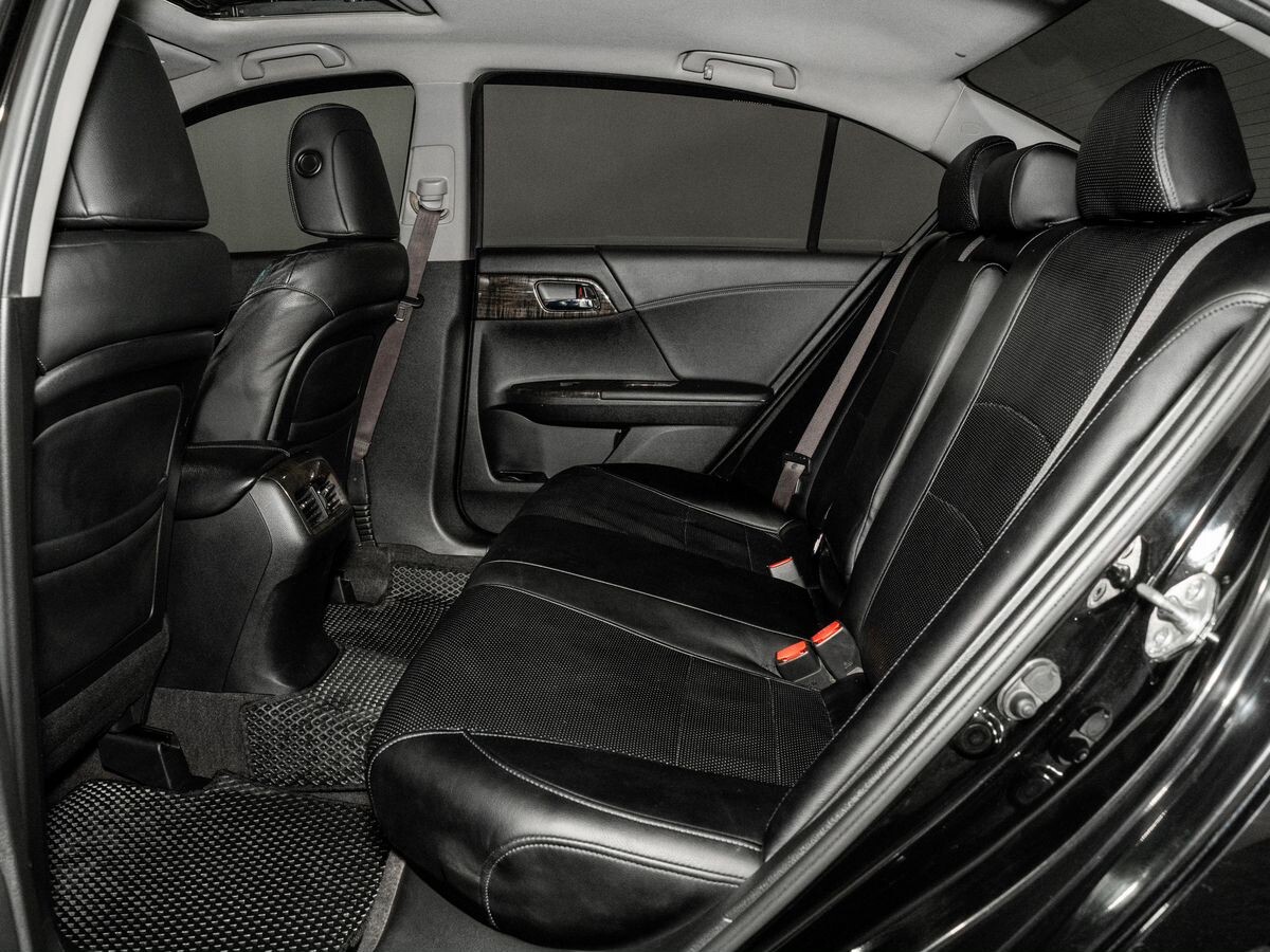 Honda Accord 2013 - фото автомобиля