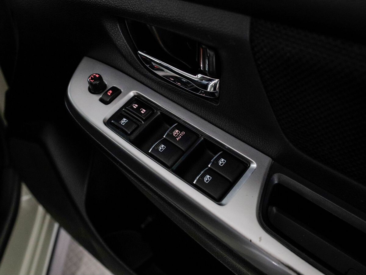Subaru XV 2016 - фото автомобиля