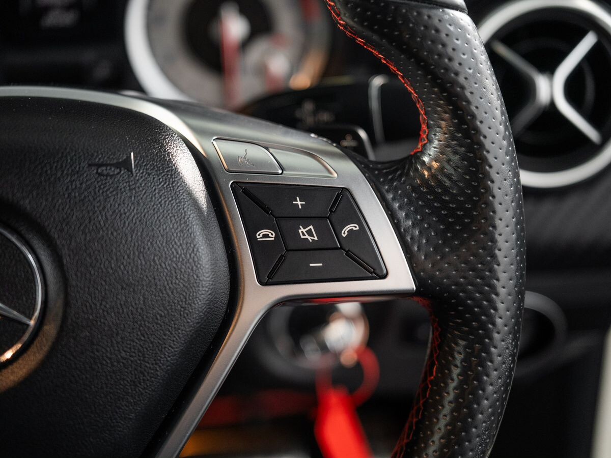 Mercedes-Benz A-Class 2014 - фото автомобиля