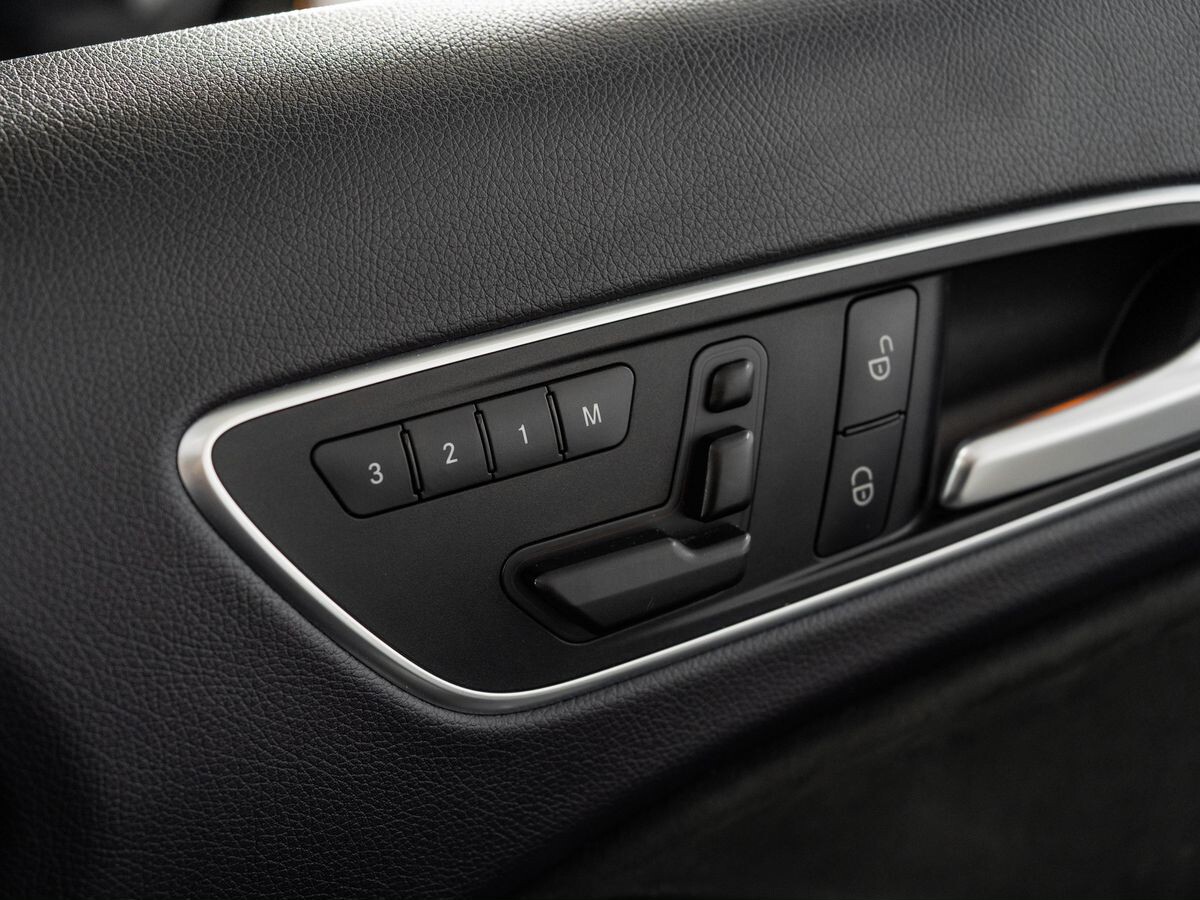 Mercedes-Benz A-Class 2014 - фото автомобиля