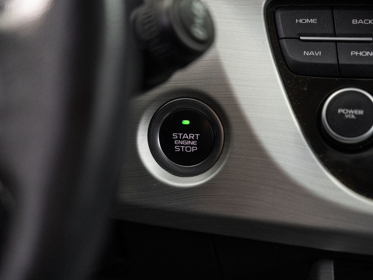 Geely Atlas 2021 - фото автомобиля