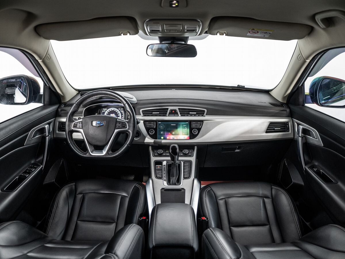 Geely Atlas 2021 - фото автомобиля