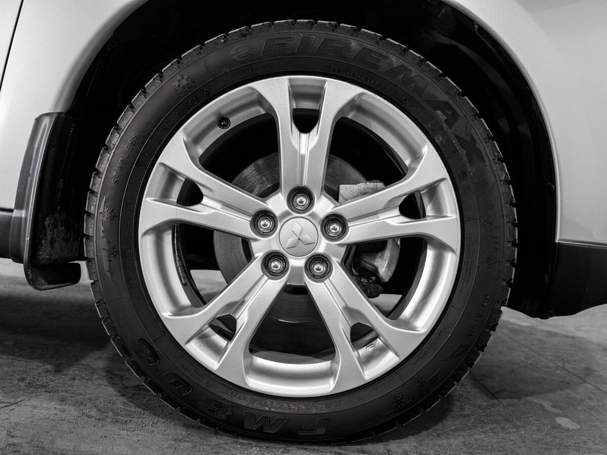 Mitsubishi Outlander 2014 - фото автомобиля