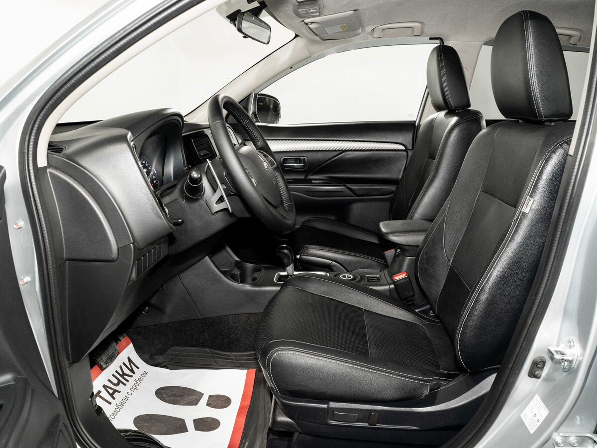 Mitsubishi Outlander 2014 - фото автомобиля