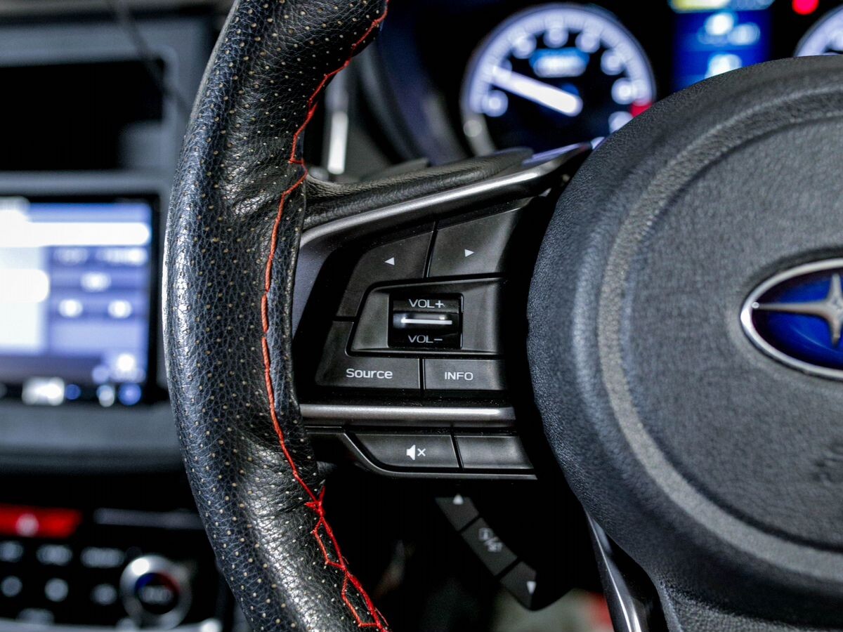 Subaru Forester 2019 - фото автомобиля