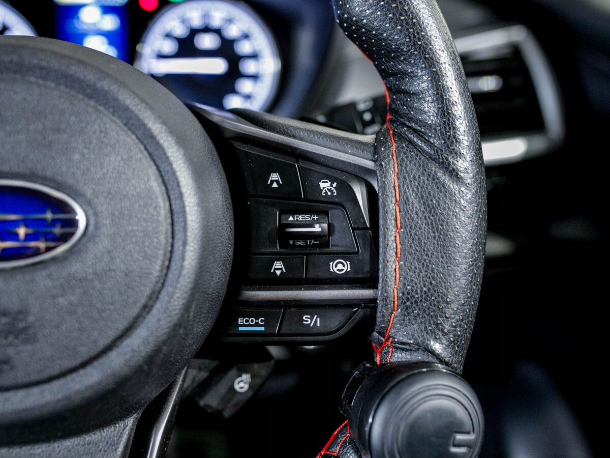 Subaru Forester 2019 - фото автомобиля