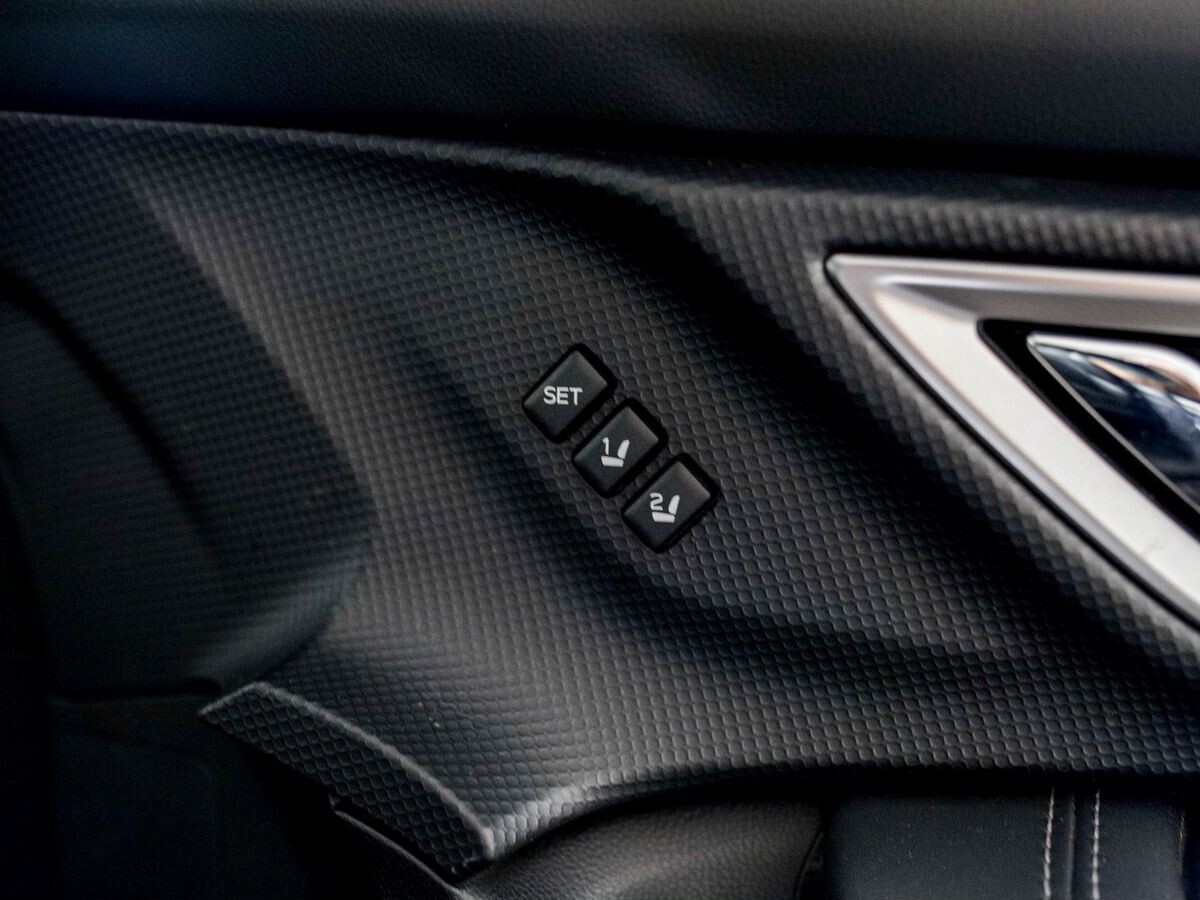 Subaru Forester 2019 - фото автомобиля
