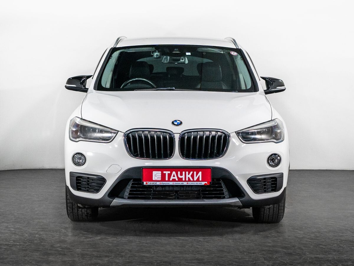 BMW X1 2015 - фото автомобиля