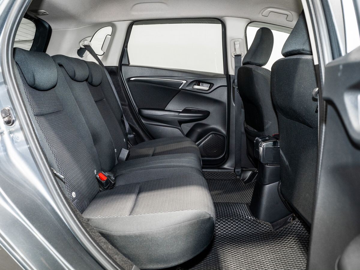 Honda Fit 2019 - фото автомобиля