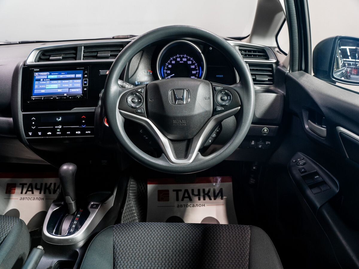 Honda Fit 2019 - фото автомобиля