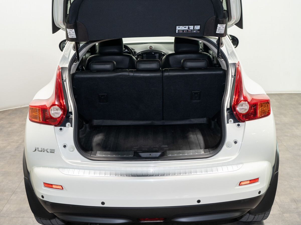 Nissan Juke 2011 - фото автомобиля