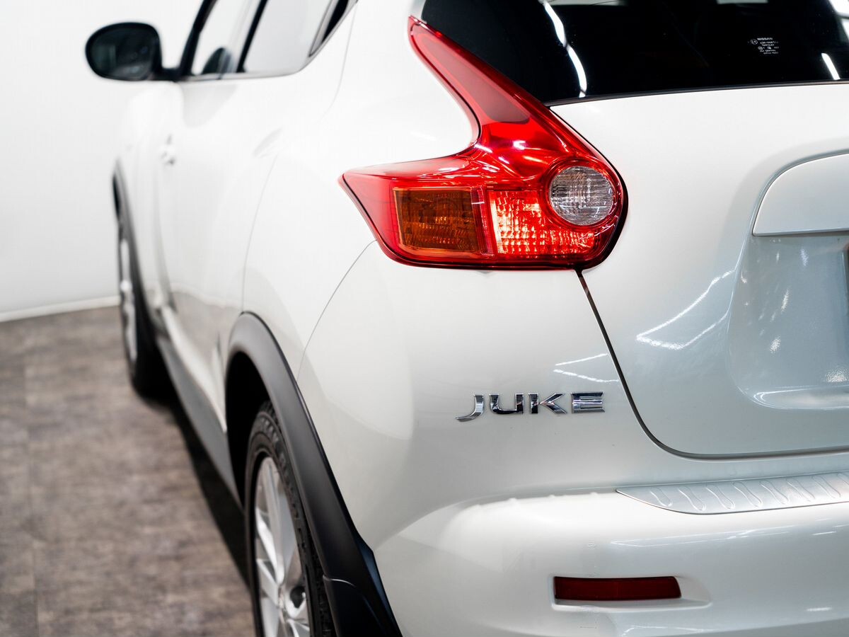 Nissan Juke 2011 - фото автомобиля