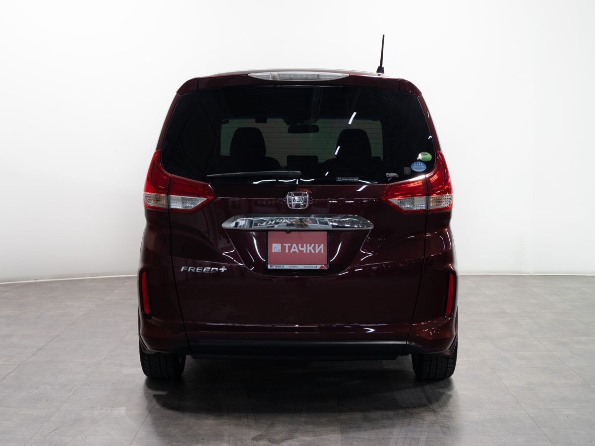 Honda Freed+ 2017 - фото автомобиля