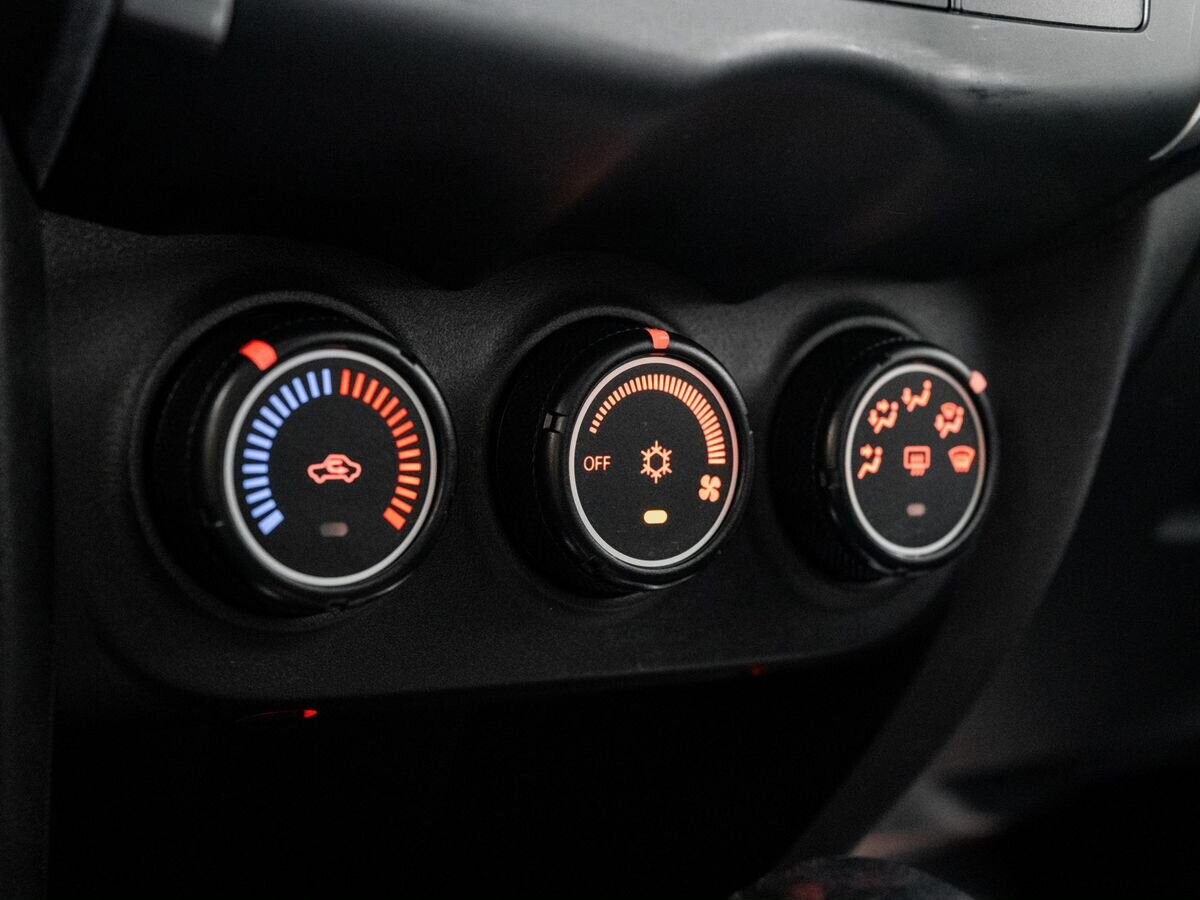 Mitsubishi ASX 2012 - фото автомобиля