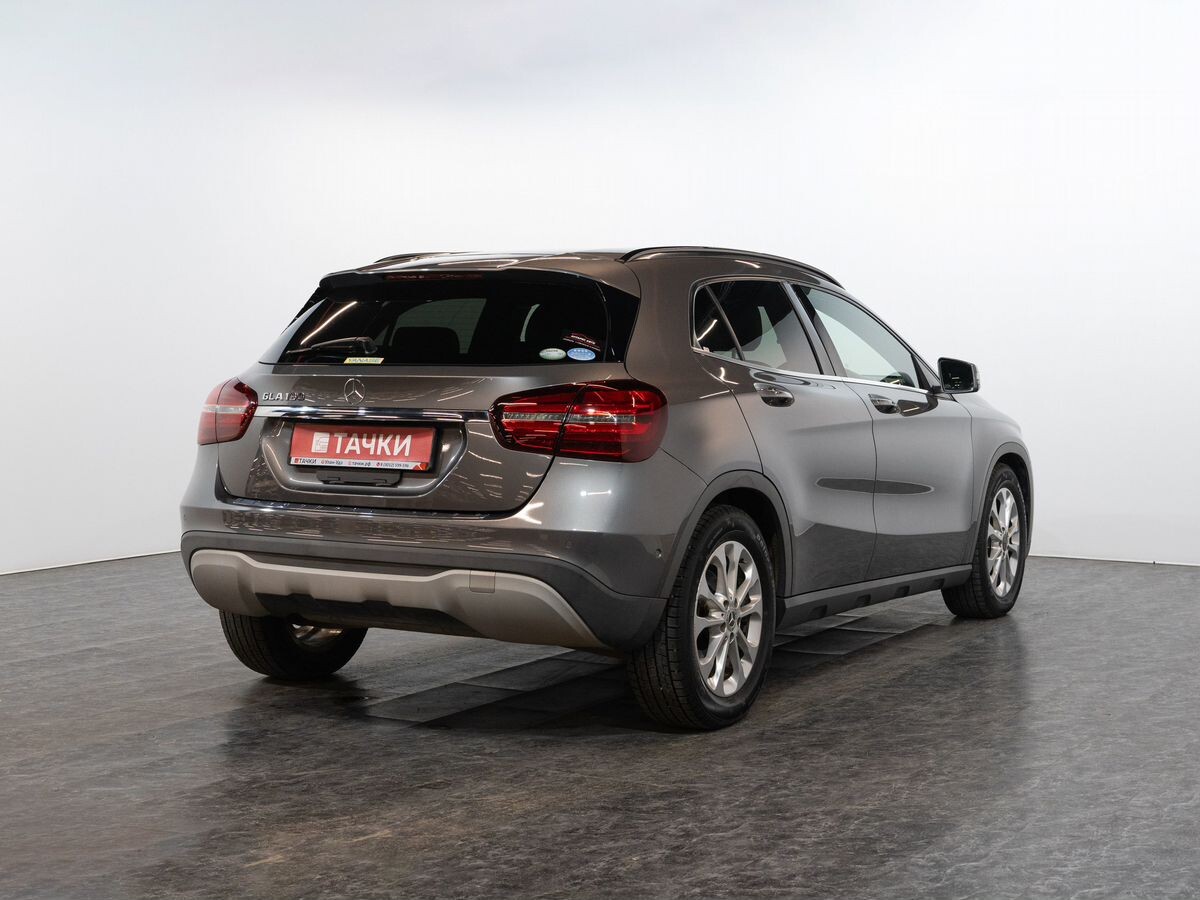 Mercedes-Benz GLA-Class 2018 - фото автомобиля