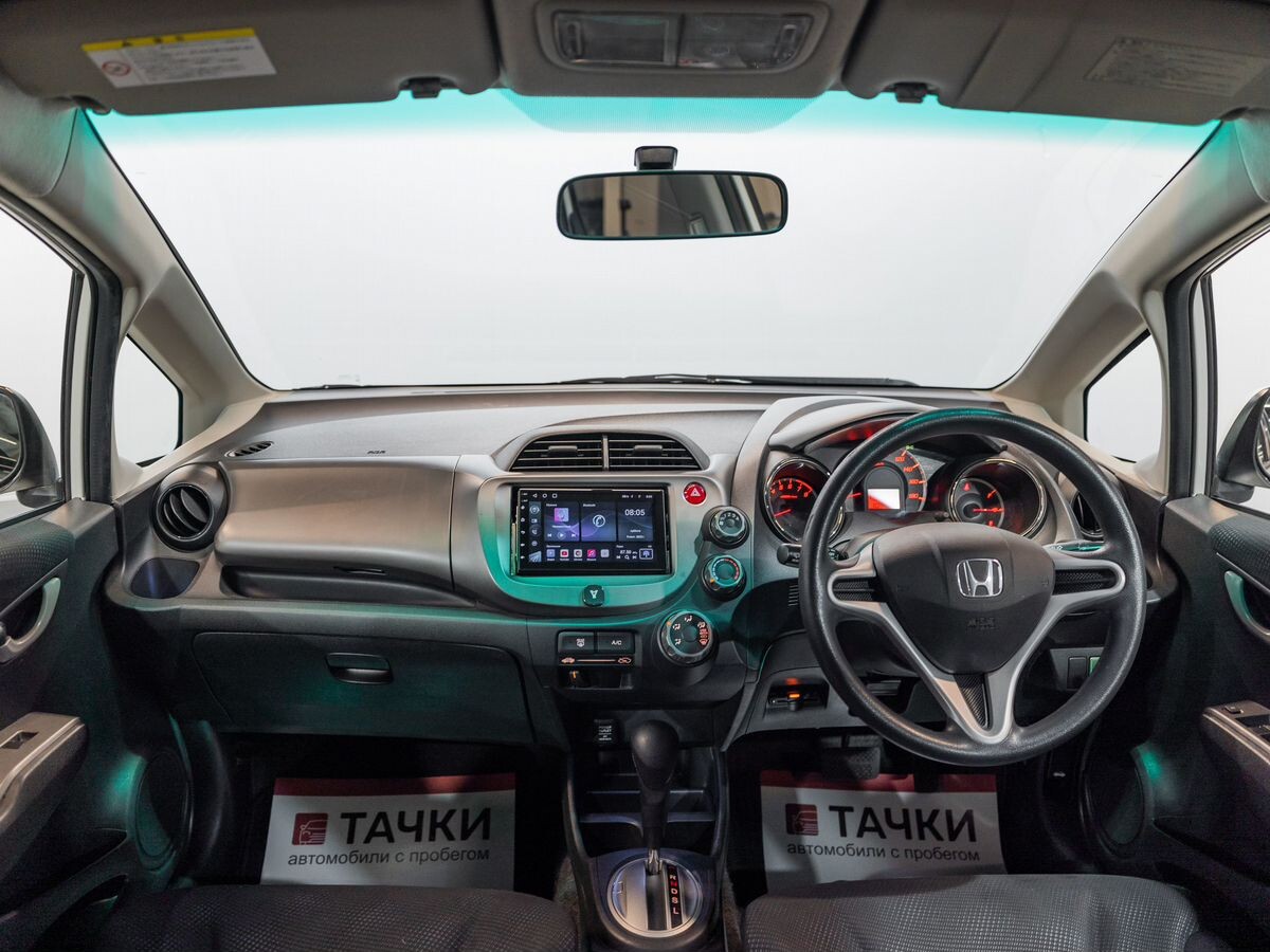 Honda Fit 2013 - фото автомобиля