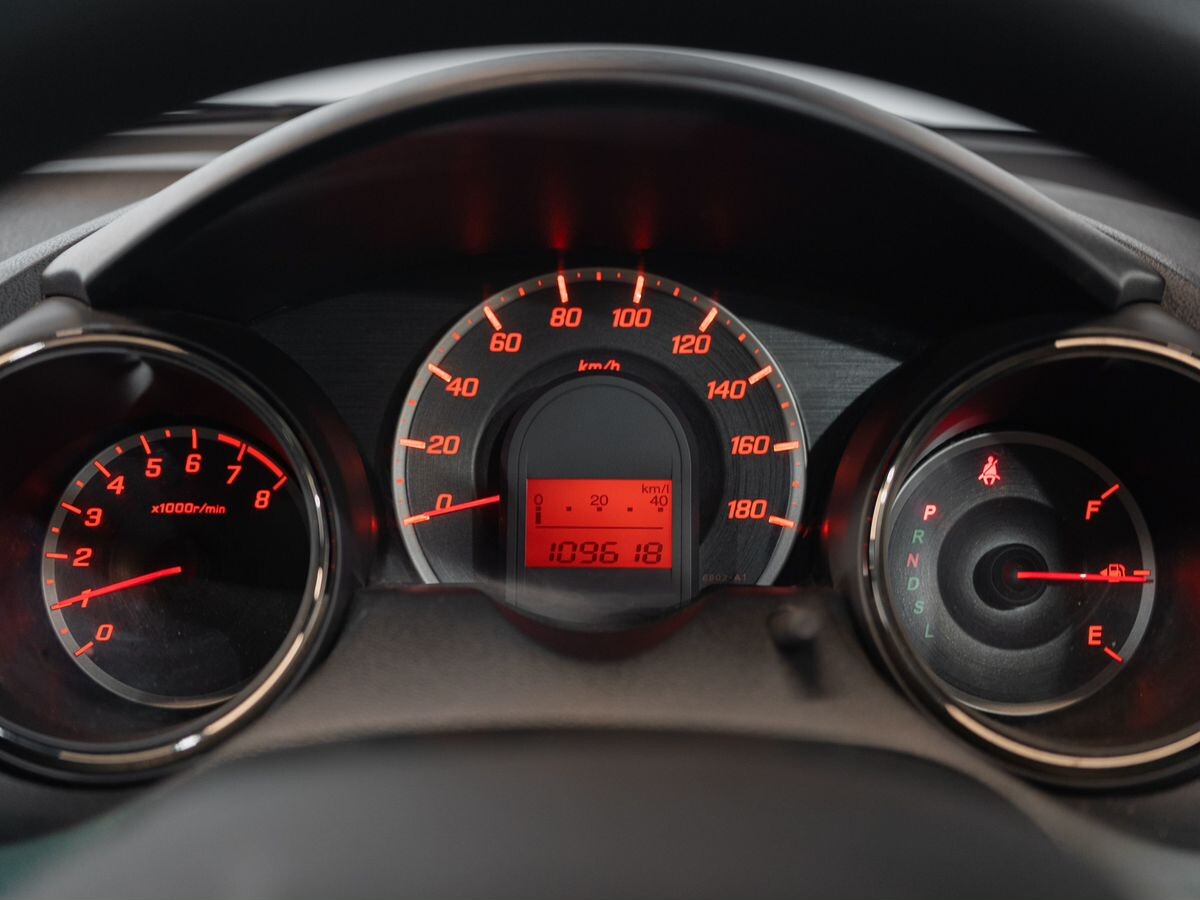 Honda Fit 2013 - фото автомобиля