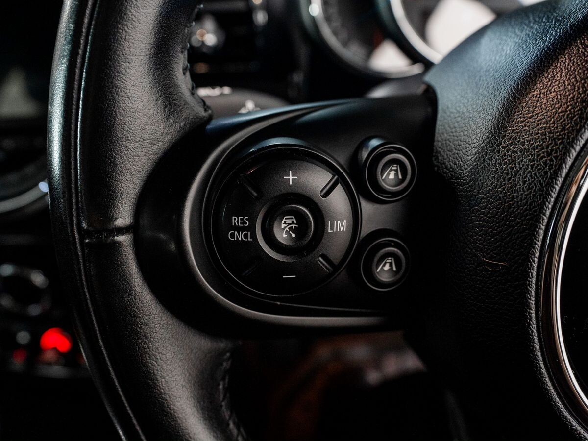 MINI Clubman 2018 - фото автомобиля