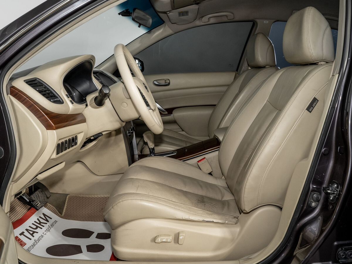 Nissan Teana 2011 - фото автомобиля