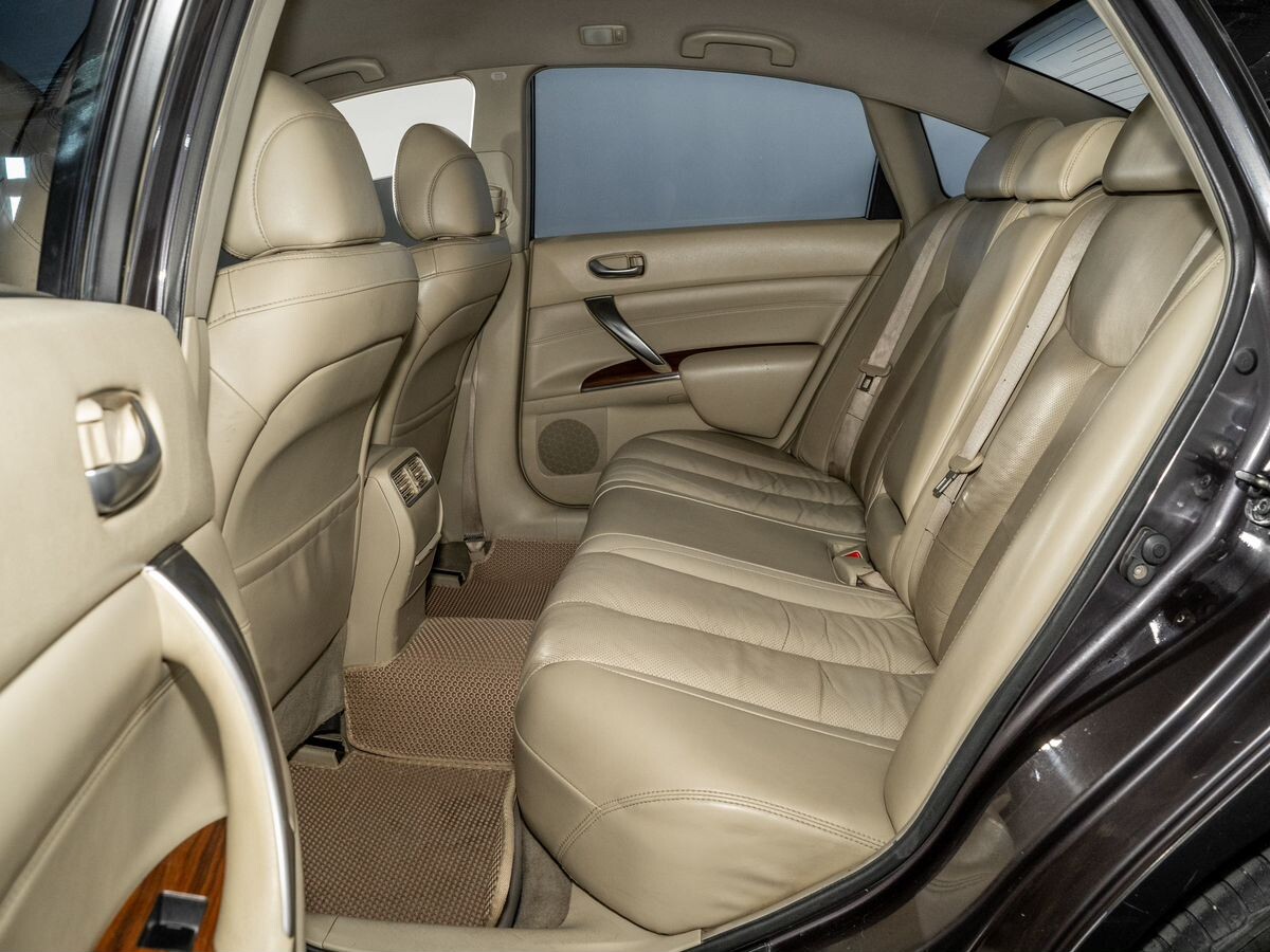 Nissan Teana 2011 - фото автомобиля