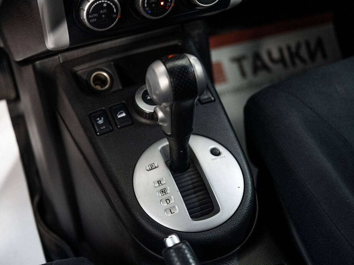 Nissan X-Trail 2011 - фото автомобиля