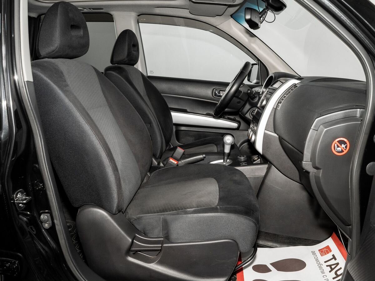 Nissan X-Trail 2011 - фото автомобиля