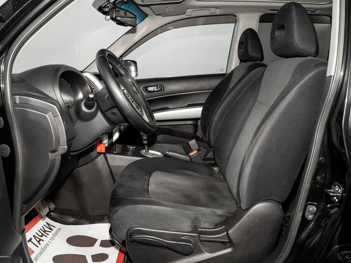 Nissan X-Trail 2011 - фото автомобиля