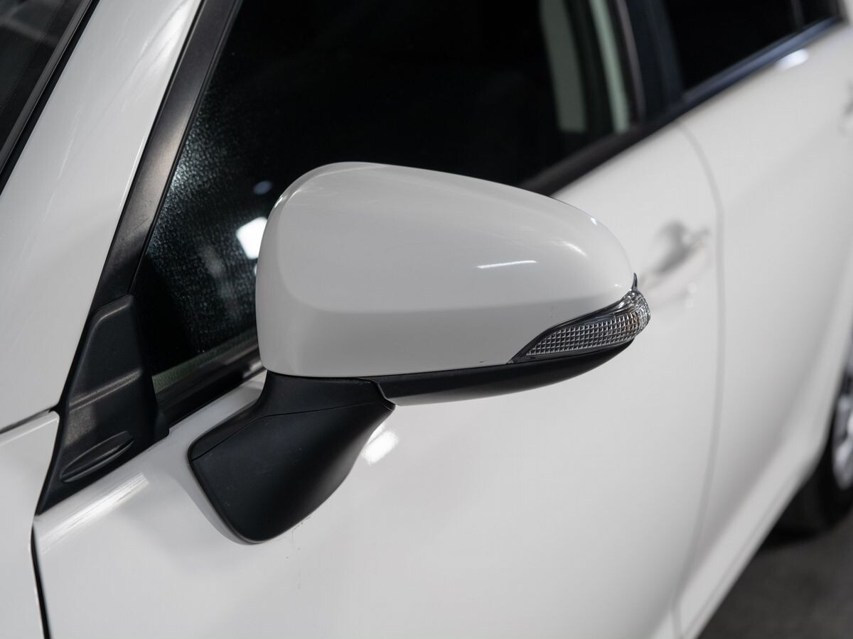 Toyota Corolla Axio 2019 - фото автомобиля
