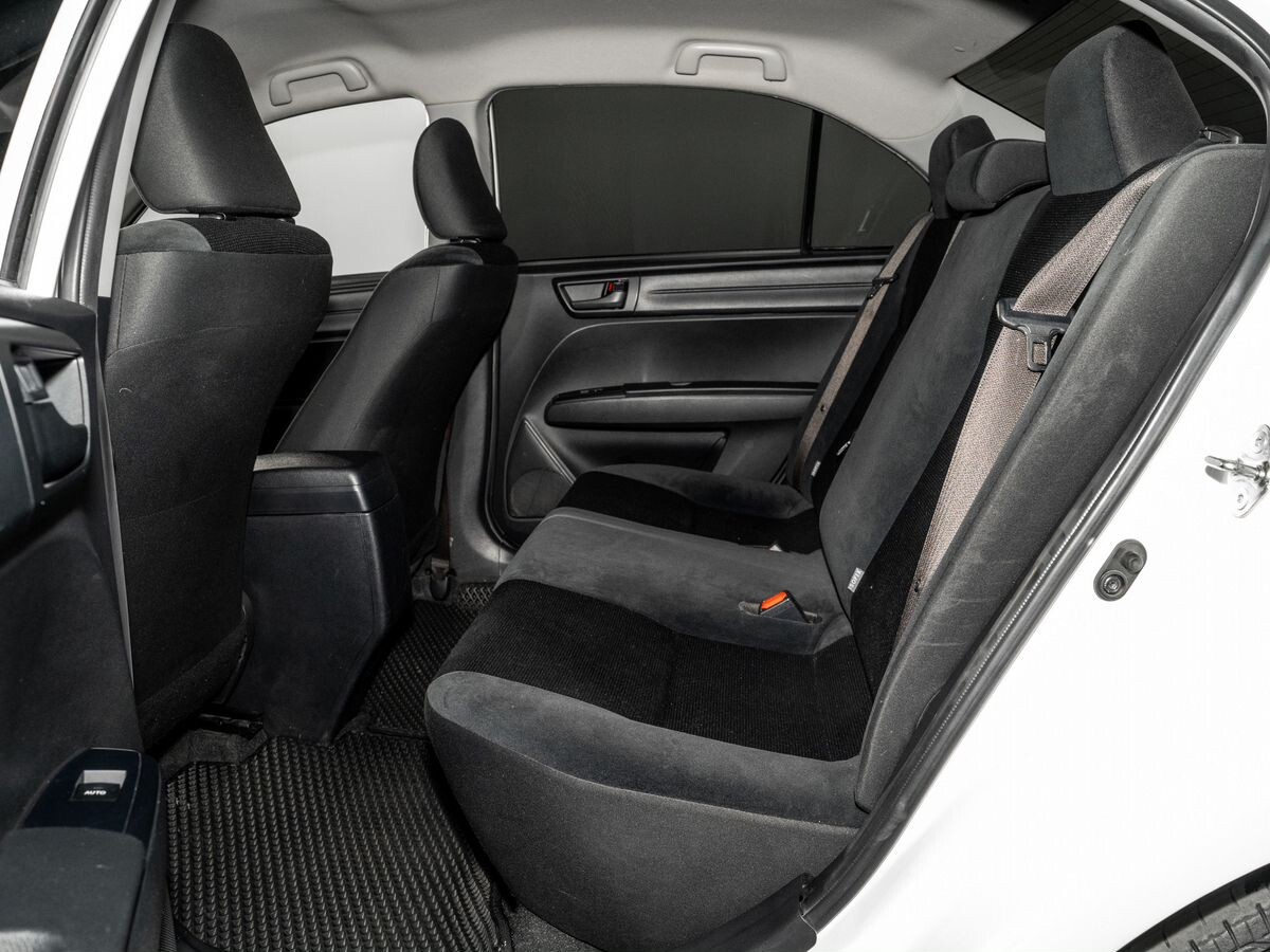 Toyota Corolla Axio 2019 - фото автомобиля