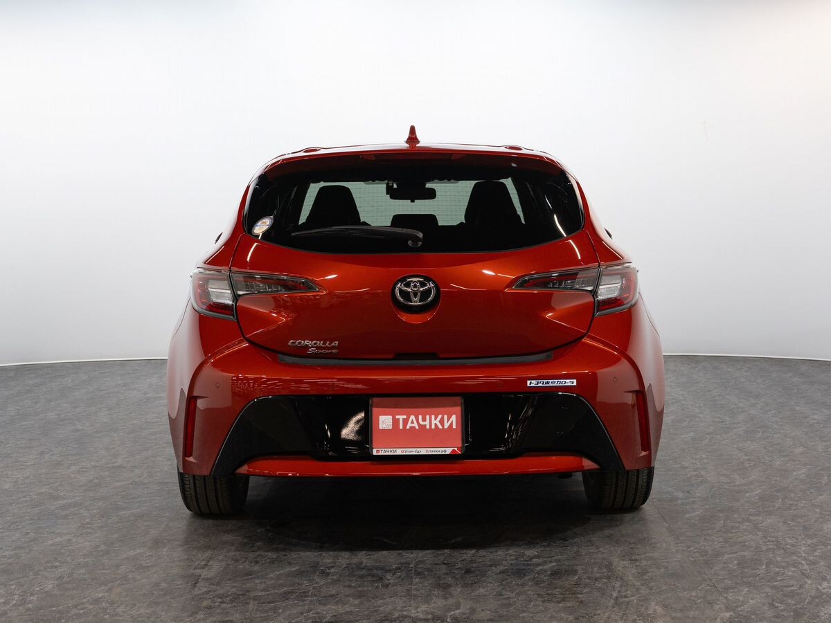Toyota Corolla 2018 - фото автомобиля