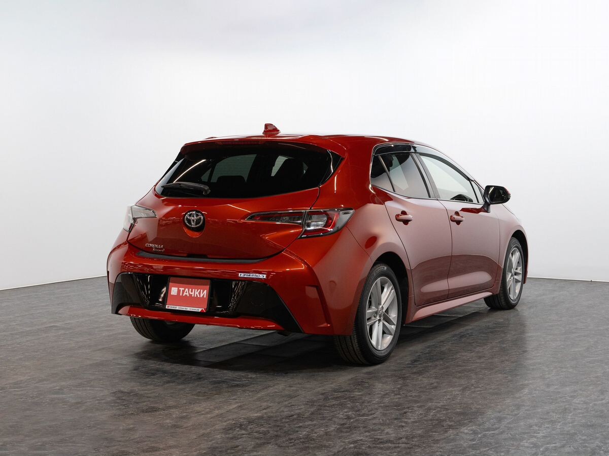 Toyota Corolla 2018 - фото автомобиля