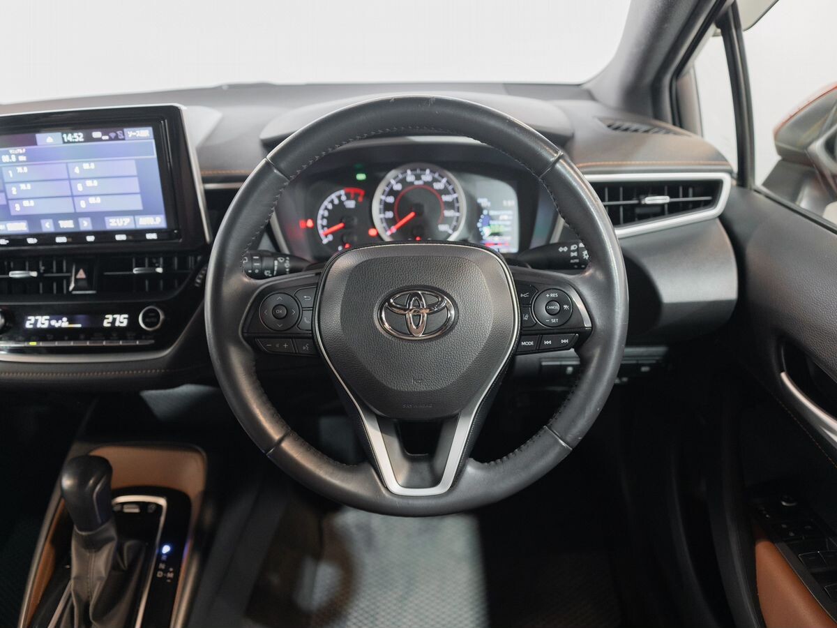 Toyota Corolla 2018 - фото автомобиля