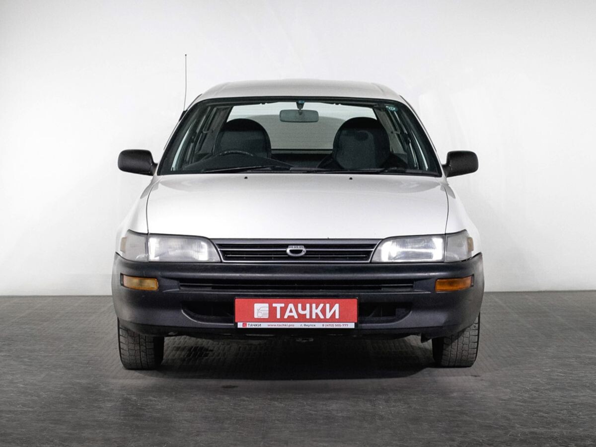 Toyota Corolla 2000 - фото автомобиля