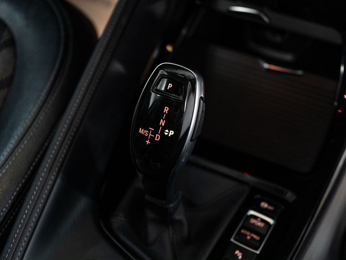BMW X1 2017 - фото автомобиля