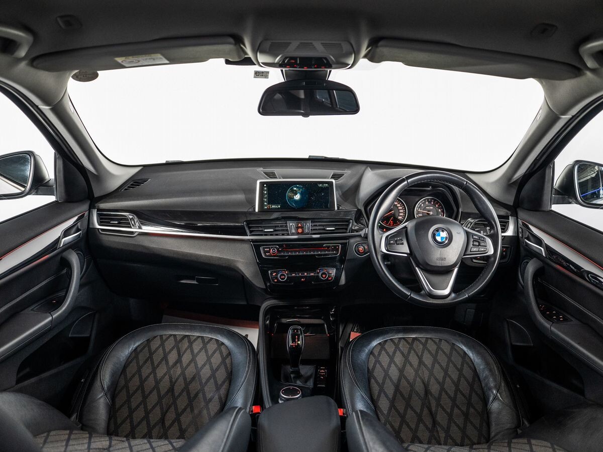 BMW X1 2017 - фото автомобиля