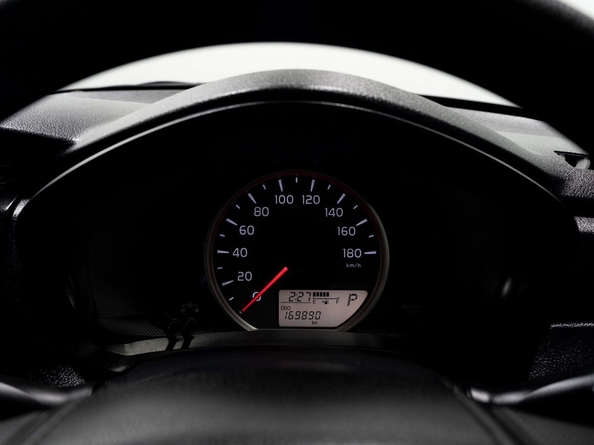 Toyota Corolla Axio 2015 - фото автомобиля