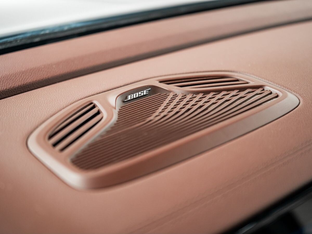 Geely Monjaro 2021 - фото автомобиля