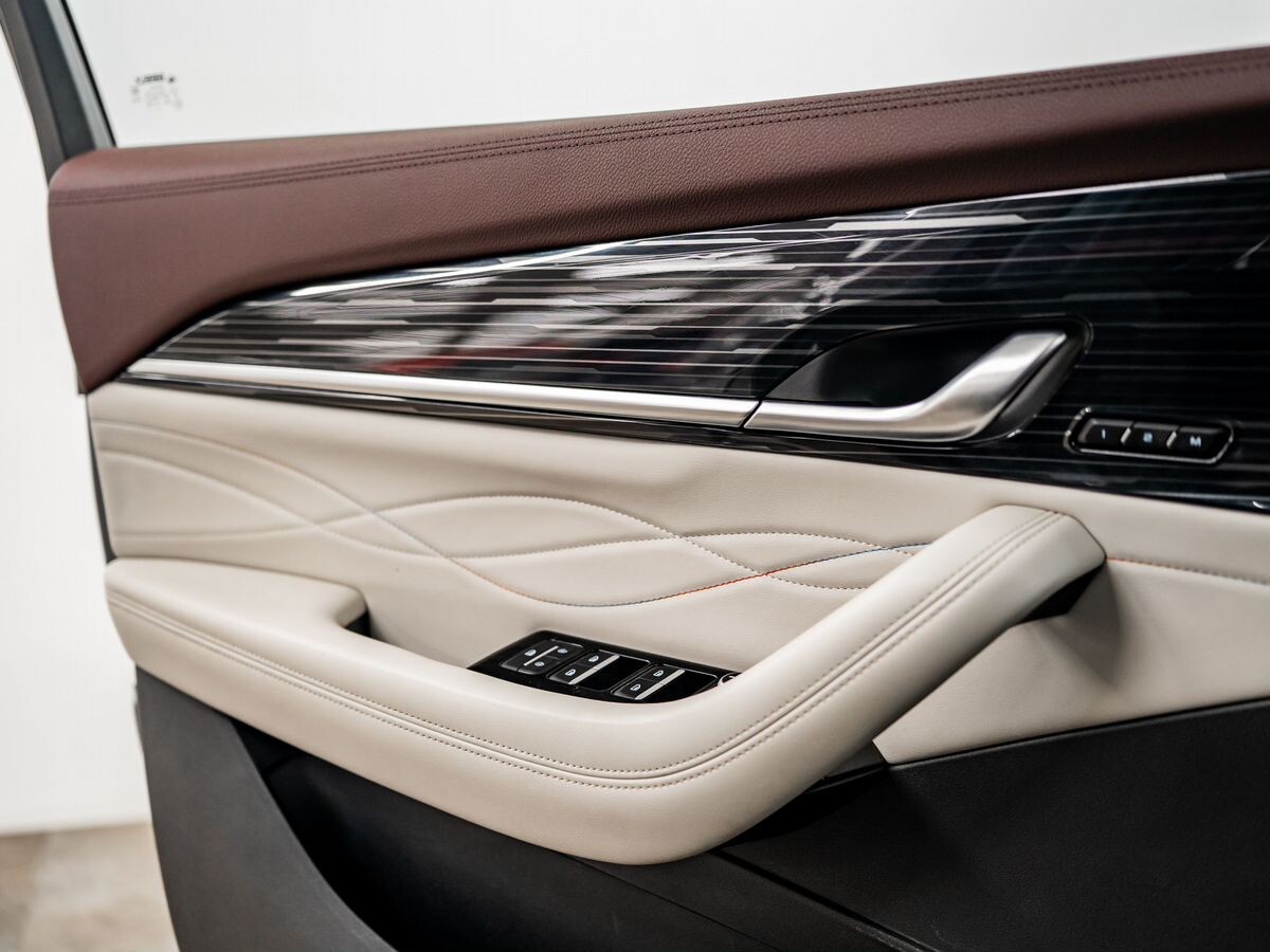 Geely Monjaro 2021 - фото автомобиля