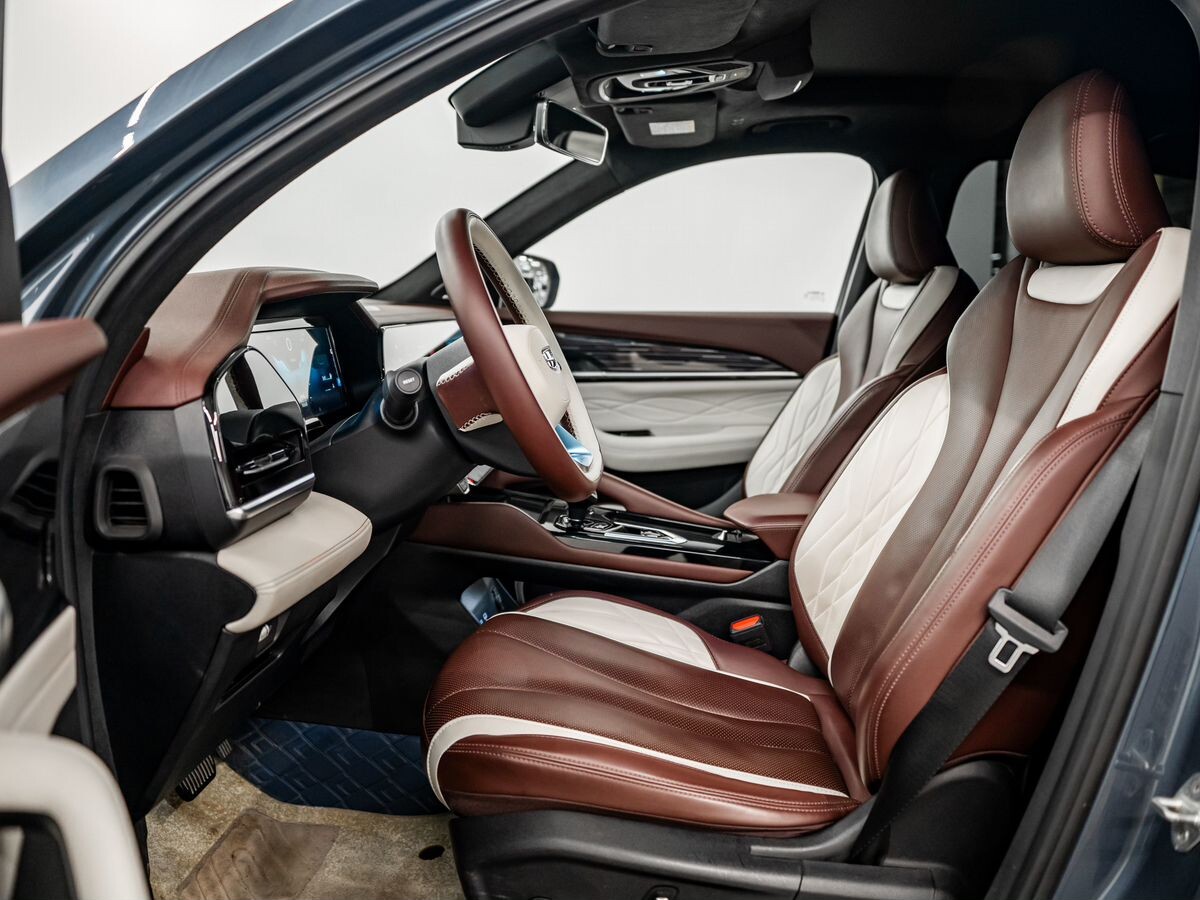 Geely Monjaro 2021 - фото автомобиля